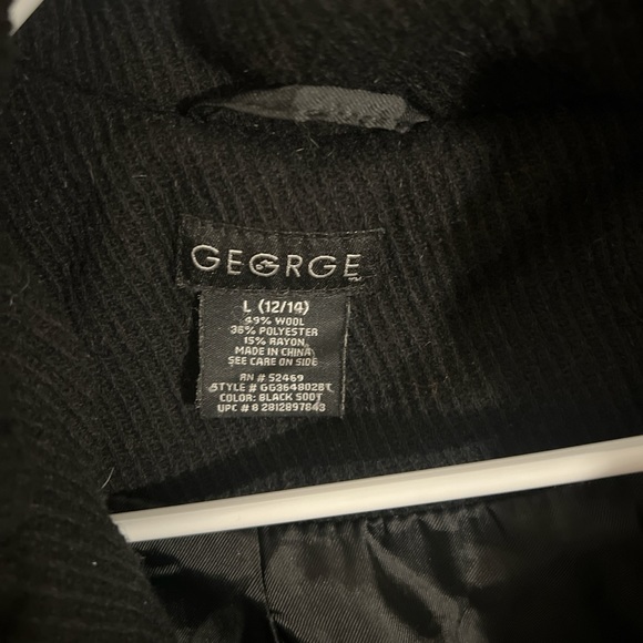 George Overcoat - Picture 4 of 4